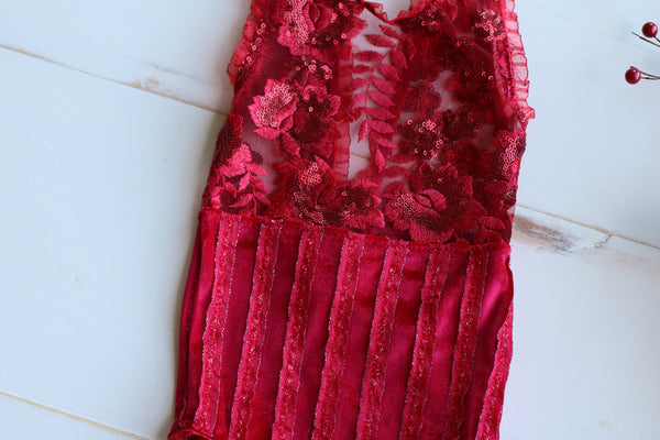 Red Sitter Velvet Romper (6-12m)