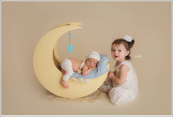 Knot Hat and Pant Set / Star and Moon - Willow Mint Props