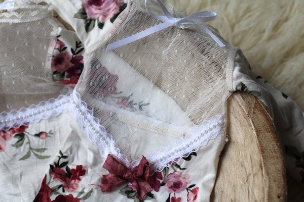 Long Sleeve Lace V Back Romper - Willow Mint Props