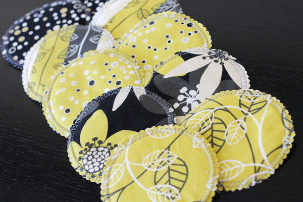 Organic Nursing Pads w Bamboo and PUL/ 10 pads/ - Willow Mint Props