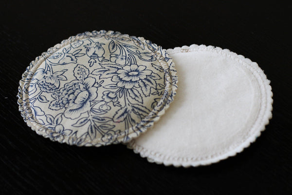Lux Organic Nursing Pads/ Breast Pads w Bamboo and PUL/ Velour Edition - Willow Mint Props
