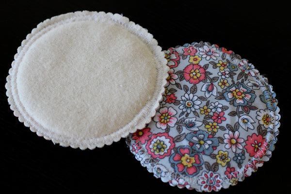 Organic Nursing Pads/ Breast Pads w Bamboo and PUL - Willow Mint Props