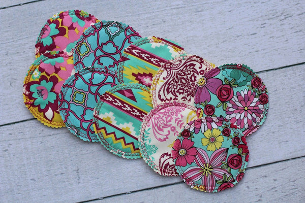 Organic Nursing Pads w Bamboo and PUL/ 10 pads/ - Willow Mint Props