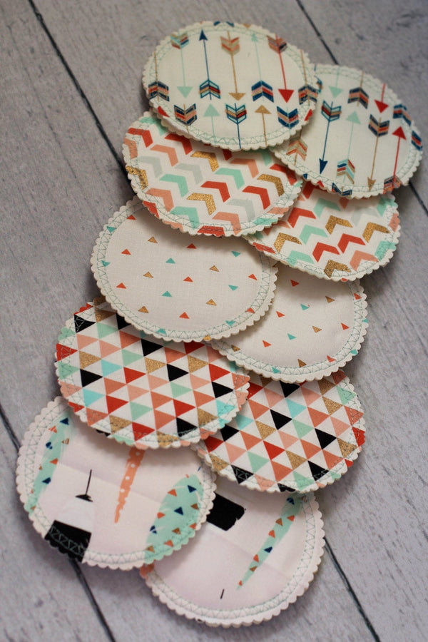 Organic Nursing Pads w Bamboo and PUL/ 10 pads/ - Willow Mint Props