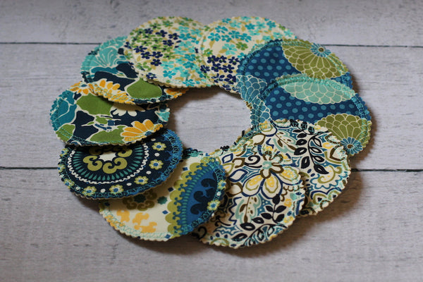 Organic Nursing Pads w Bamboo and PUL/ 10 pads/ - Willow Mint Props