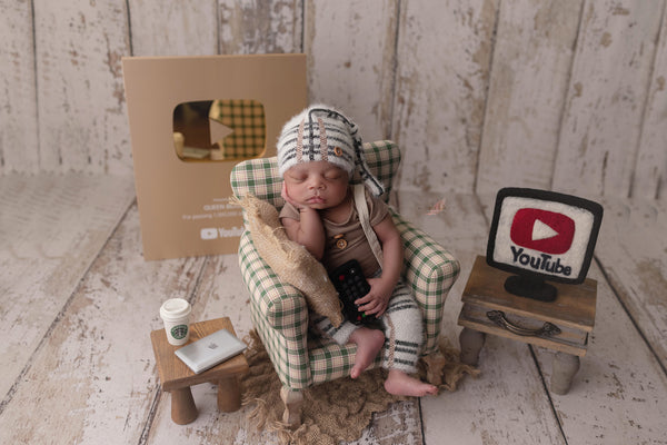 Newborn hat and suspender set