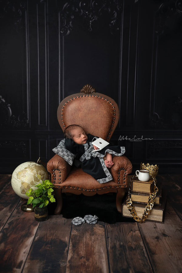 Newborn G Black Robe